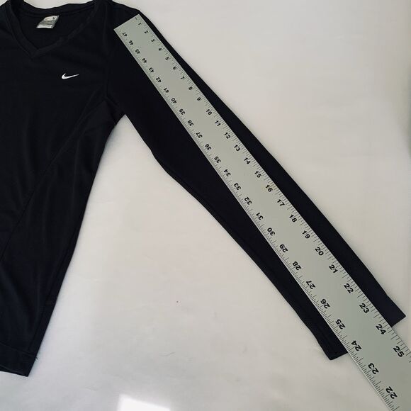 Nike Shirt Women M Black Dri-FIT Top Long Sleeve V-Neck Athletic Activewear Run - Picture 8 of 8